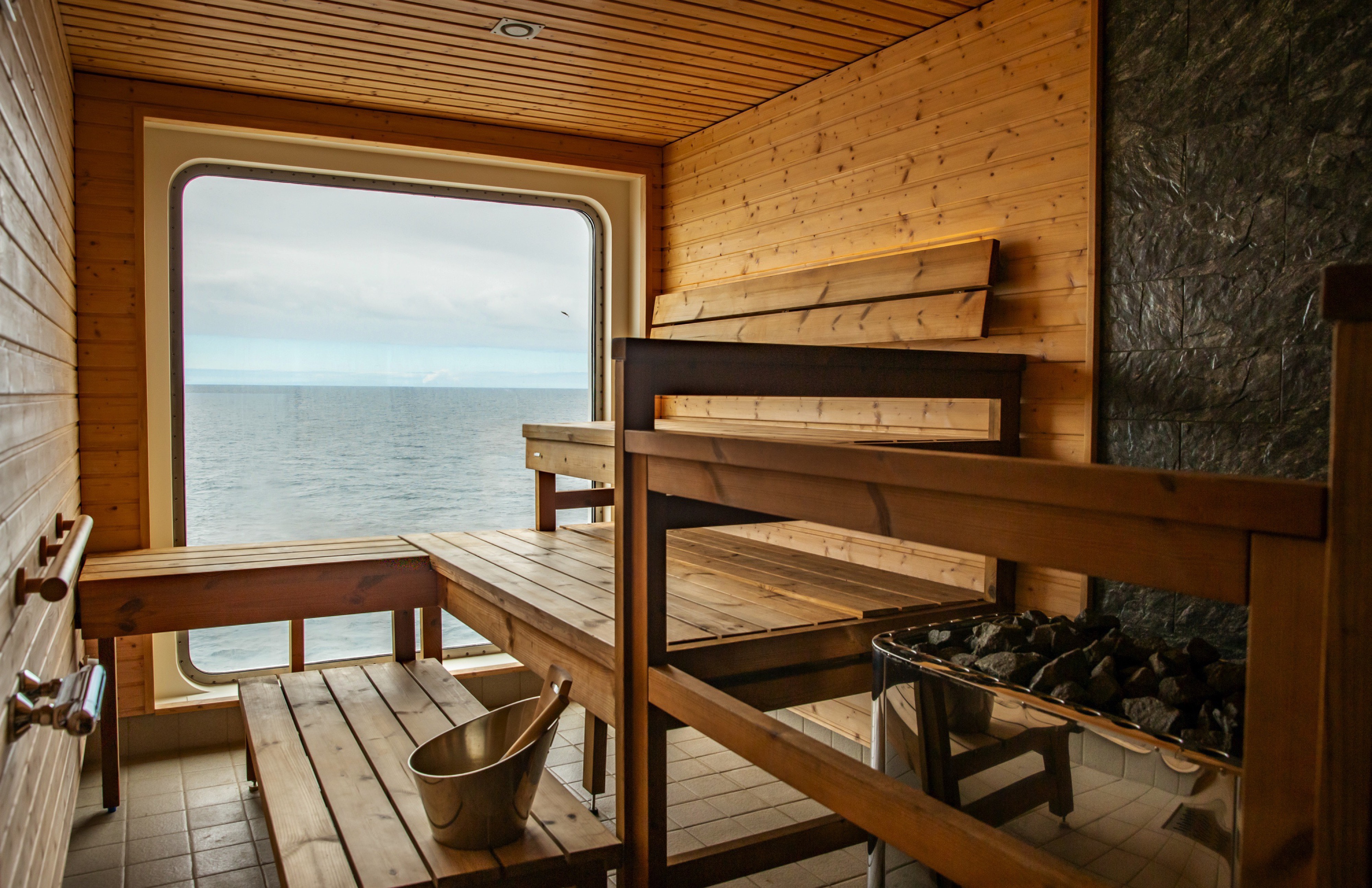 AE Expeditions, SYLVIA EARLE, The Sauna, Sylvia Earle, Pia Harboure-1.jpg